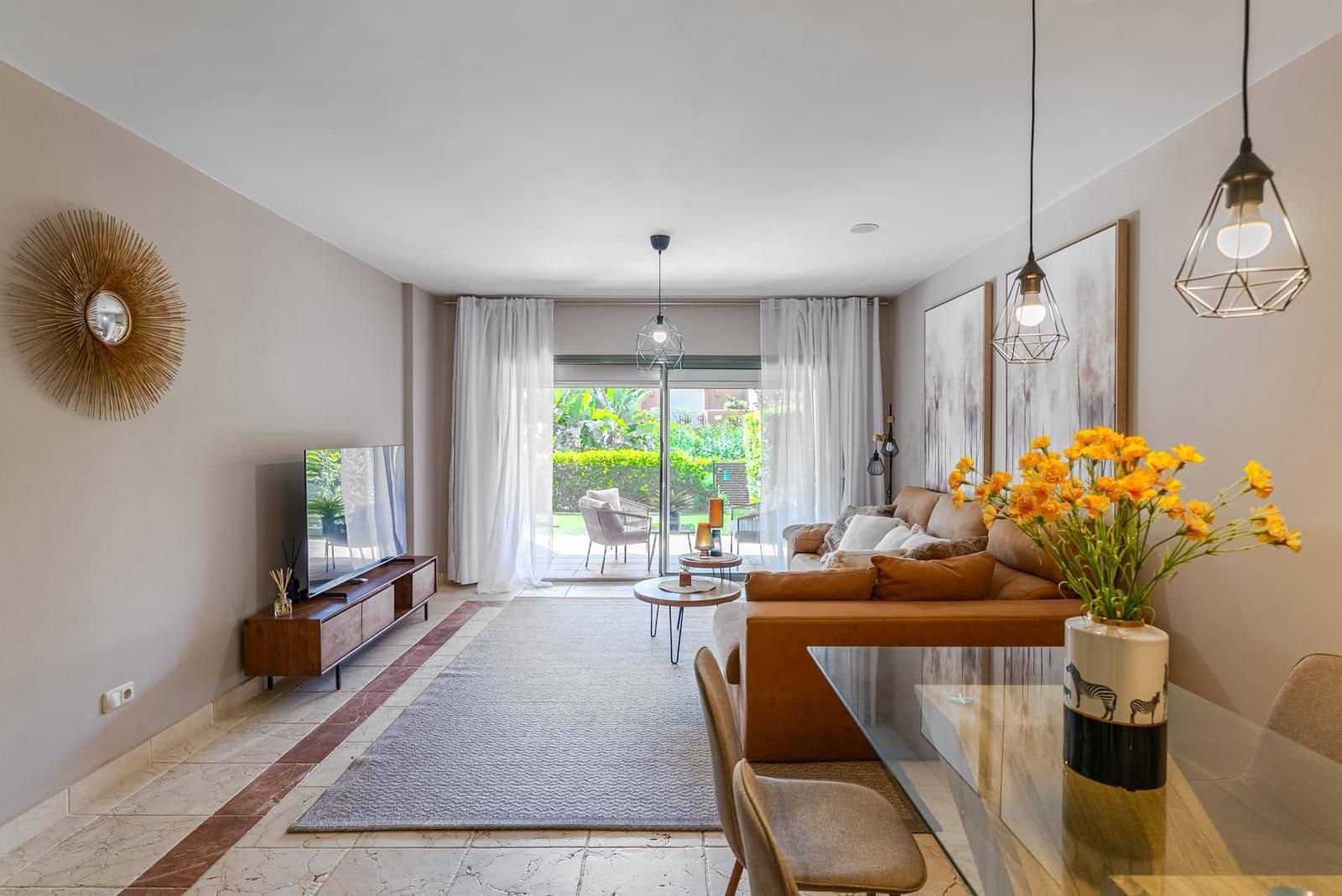 3 chambre Appartement à vendre à Estepona avec piscine garage - 650 000 € (Ref: 10065570)