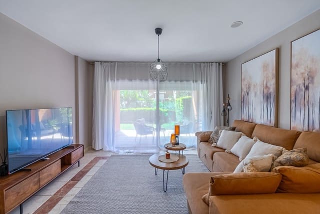 3 chambre Appartement à vendre à Estepona avec piscine garage - 650 000 € (Ref: 10065570)