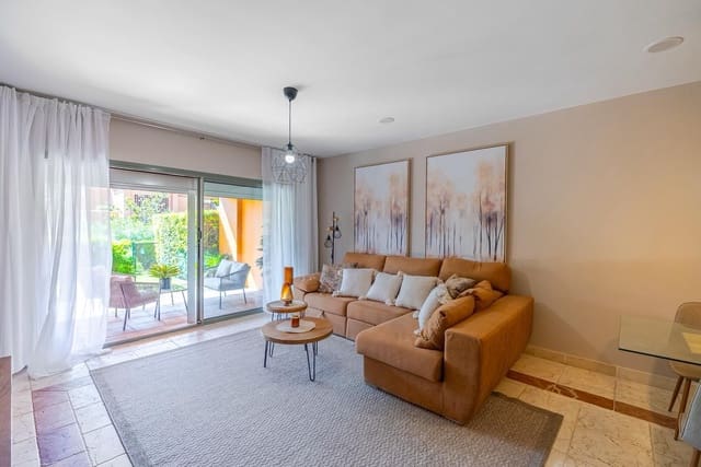 3 chambre Appartement à vendre à Estepona avec piscine garage - 650 000 € (Ref: 10065570)