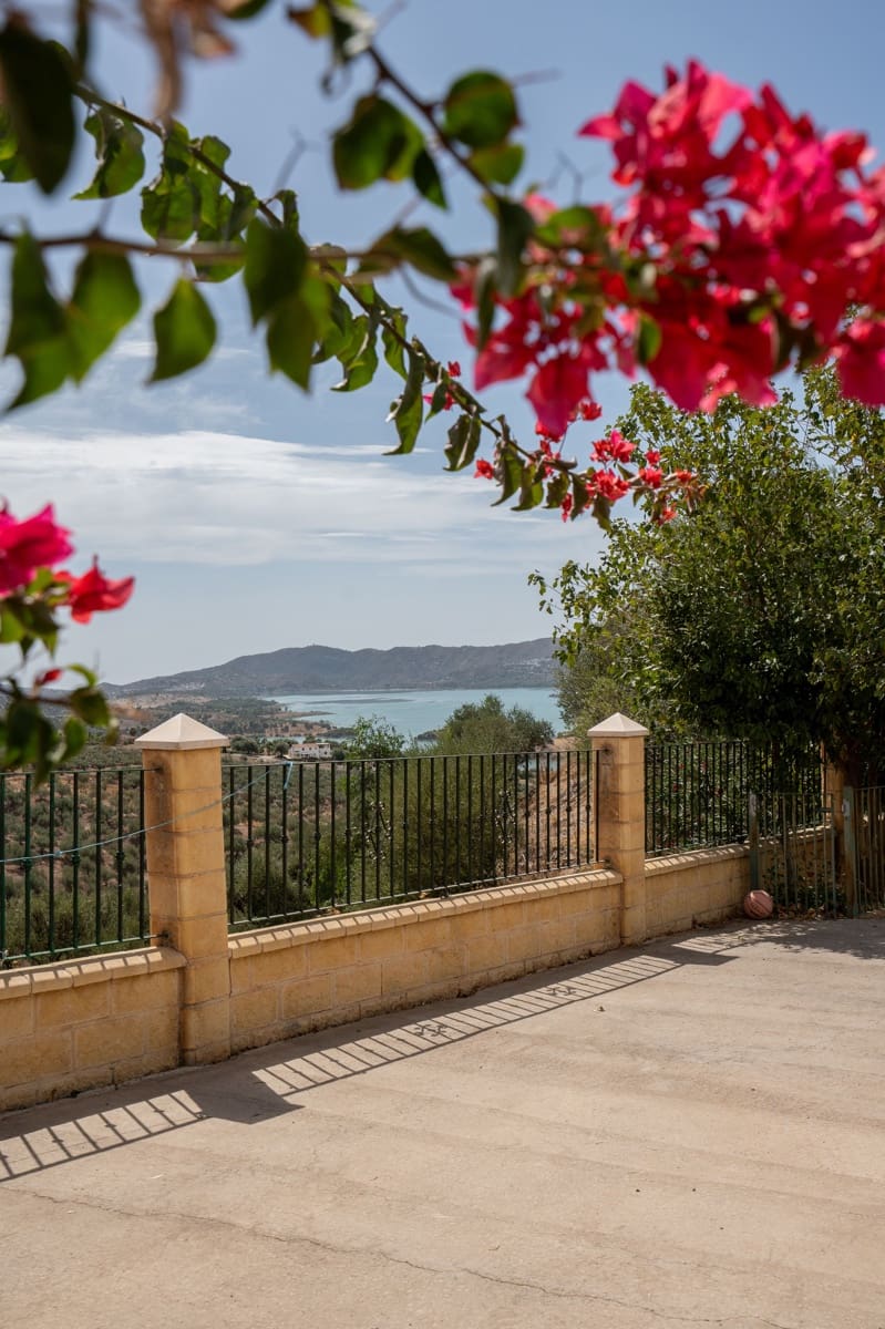 Finca/Casa Rural de 4 habitaciones en Periana en venta - 1.190.000 € (Ref: 10070252)