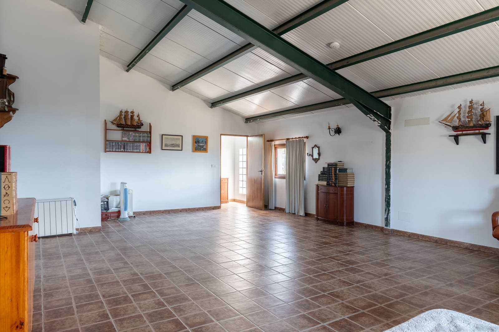 Finca/Casa Rural de 4 habitaciones en Periana en venta - 1.190.000 € (Ref: 10070252)