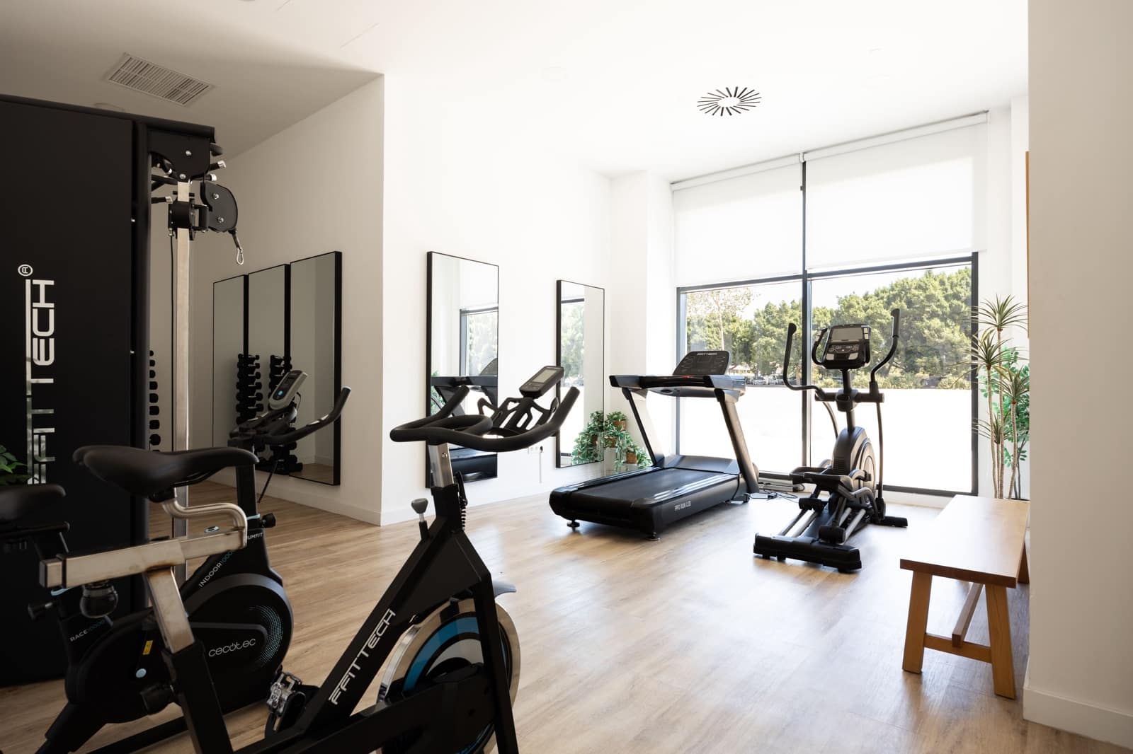 1 bedroom Apartment for sale in Malaga city with pool garage - € 375,000 (Ref: 10077017)