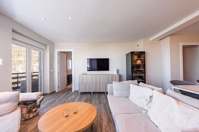 Apartamento de 3 habitaciones en Sierra Nevada, Monachil en venta con garaje - 520.000 € (Ref: 10081567)