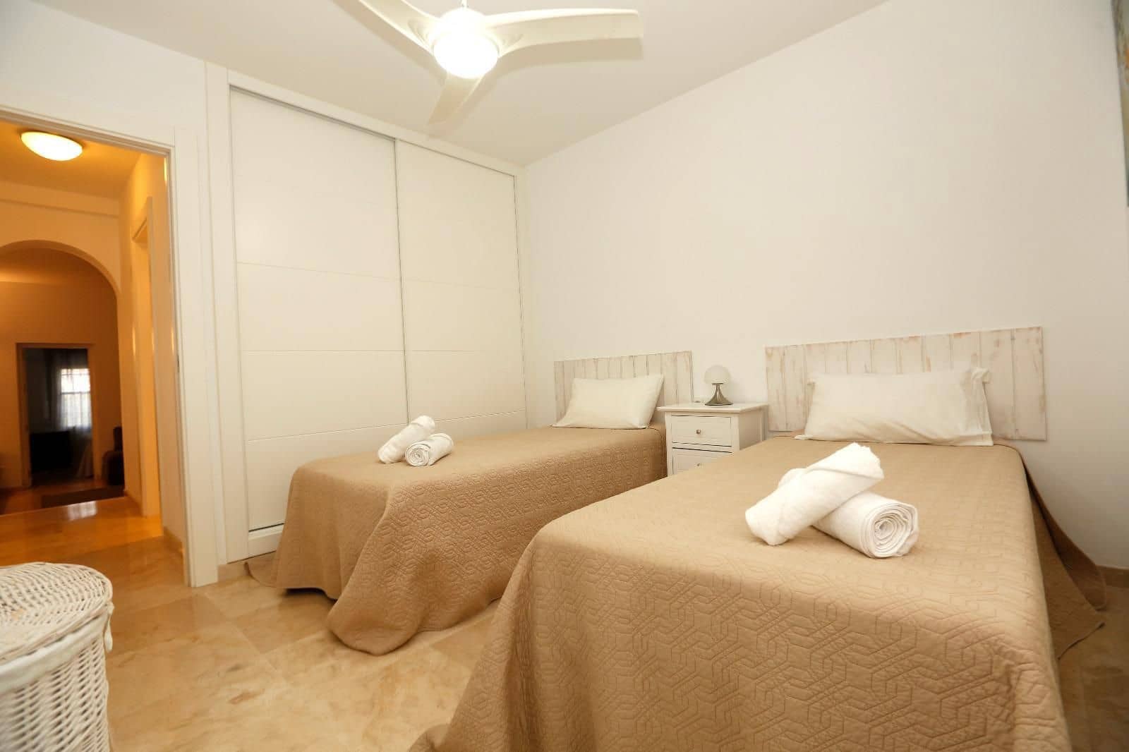 3 sypialnia Dom na sprzedaż w San Pedro de Alcantara z basenem - 597 500 € (Ref: 10081822)