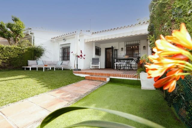 3 sypialnia Dom na sprzedaż w San Pedro de Alcántara Pueblo, Marbella z basenem - 597 500 € (Ref: 10081822)