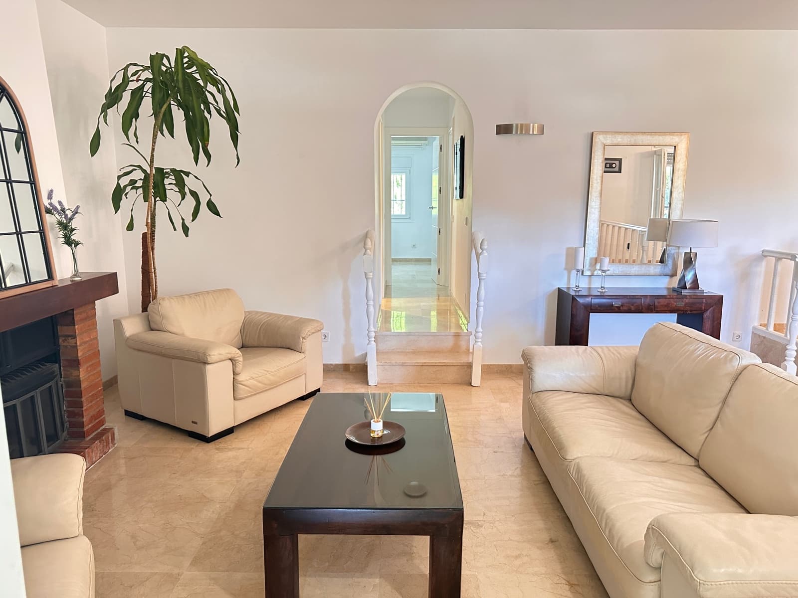 3 sypialnia Dom na sprzedaż w San Pedro de Alcantara z basenem - 597 500 € (Ref: 10081822)