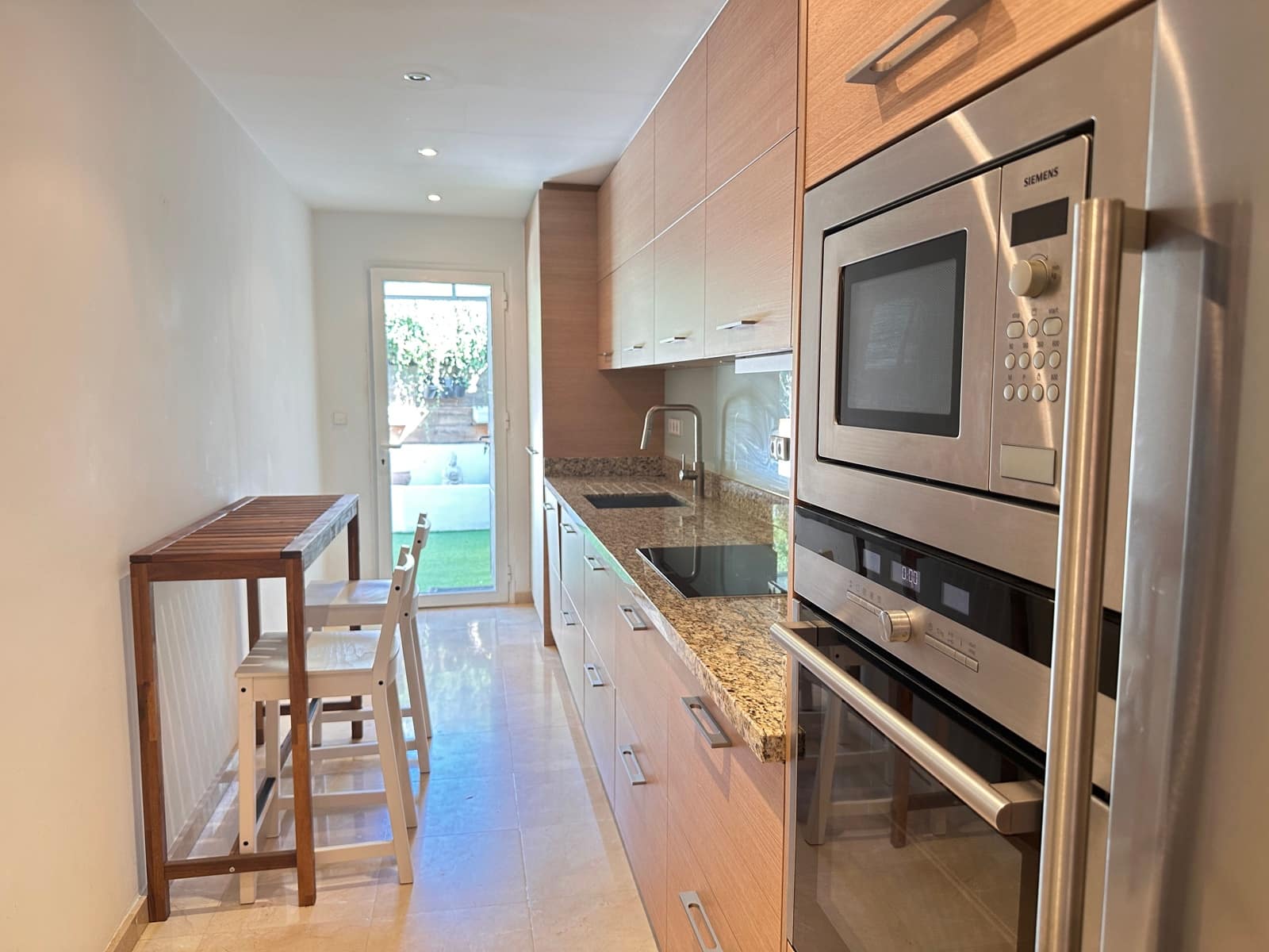 3 sypialnia Dom na sprzedaż w San Pedro de Alcantara z basenem - 597 500 € (Ref: 10081822)