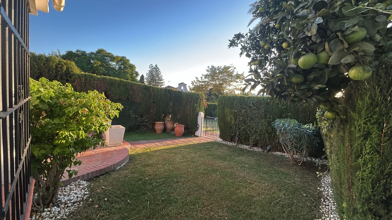 3 sypialnia Dom na sprzedaż w San Pedro de Alcantara z basenem - 597 500 € (Ref: 10081822)