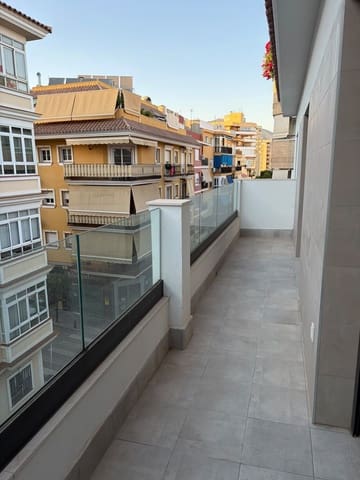1 sypialnia Penthouse do wynajęcia w Centro ciudad, Fuengirola - 1 100 € (Ref: 10082197)