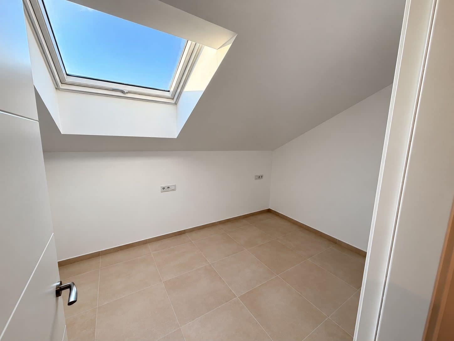 Ático de 1 habitación en Fuengirola en alquiler - 1.100 € (Ref: 10082197)