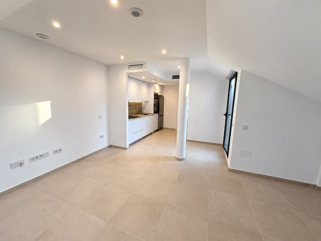 1 sypialnia Penthouse do wynajęcia w Centro ciudad, Fuengirola - 1 100 € (Ref: 10082197)