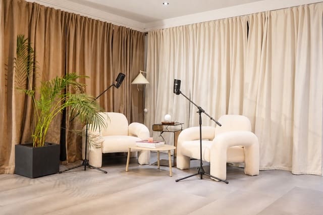 3 Zimmer Gewerbe zu verkaufen in El Paraiso, Estepona mit Pool - 340.000 € (Ref: 10085227)