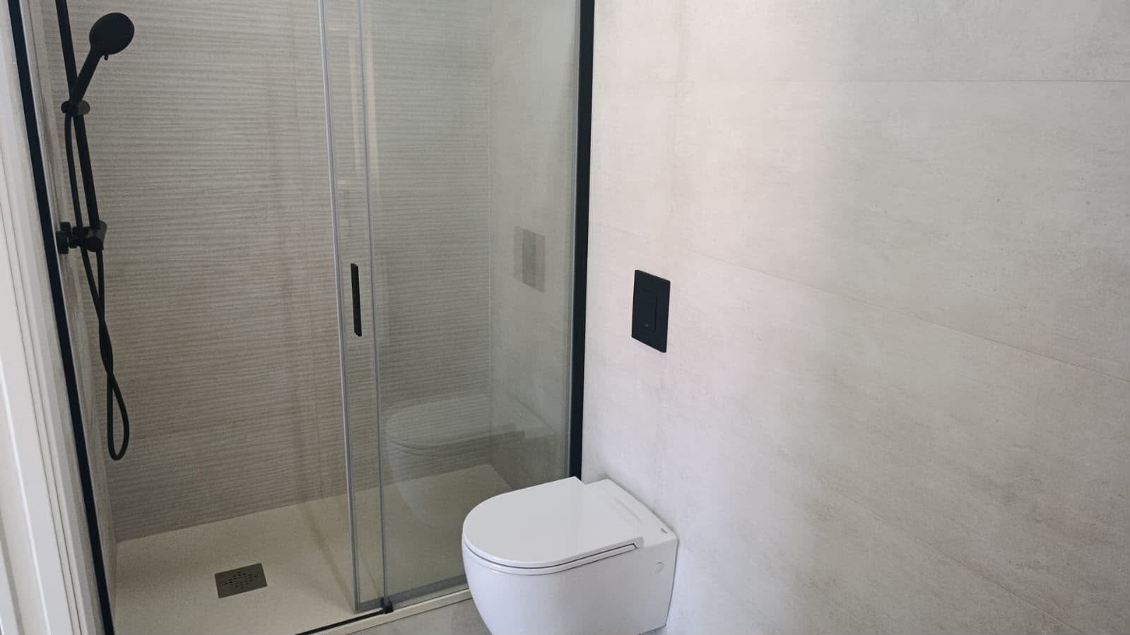 2 soverom Penthouse til salgs i Estepona med svømmebasseng garasje - € 470 000 (Ref: 10085228)