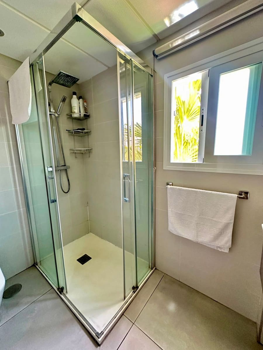 2 soverom Leilighet til leie i Benalmadena med garasje - € 1 460 (Ref: 10088674)