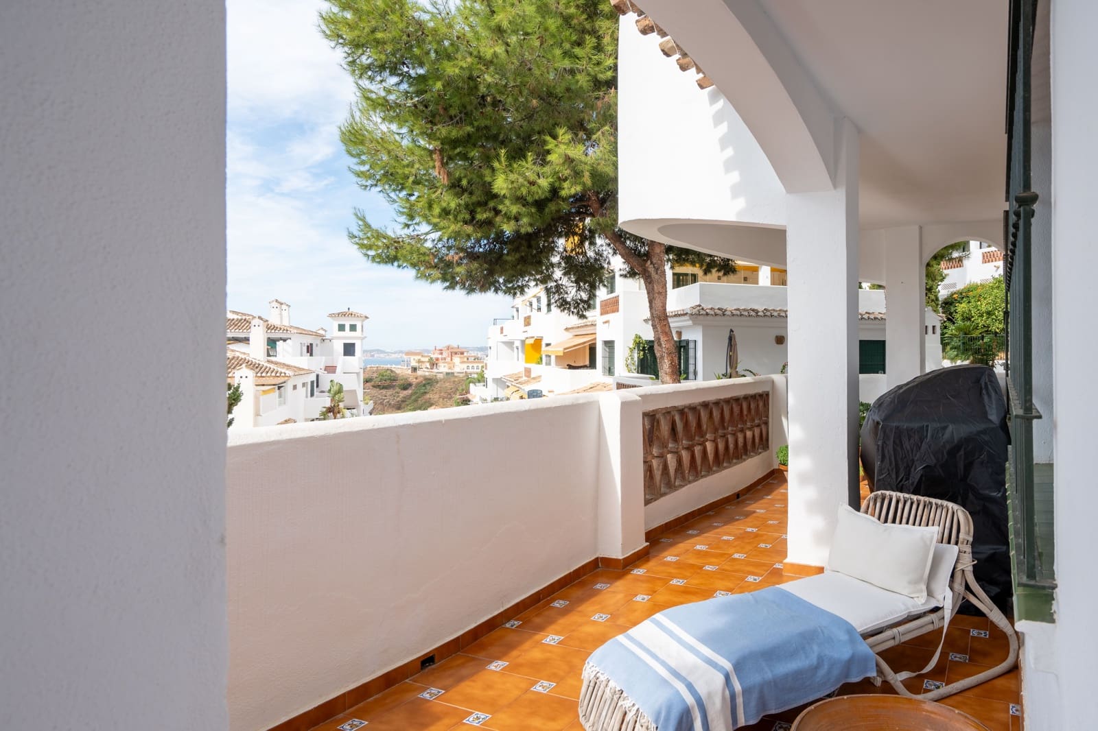 2 sypialnia Apartament na sprzedaż w Benalmadena z basenem garażem - 378 000 € (Ref: 10088675)
