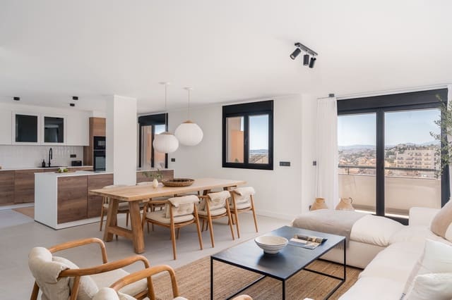 3 soveværelse Lejlighed til salg i Zona Centro Comercial Torrequebrada, Benalmádena med swimmingpool garage - € 750.000 (Ref: 10088679)