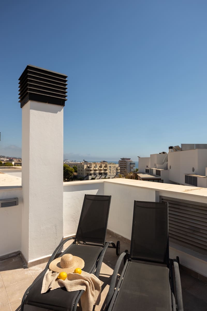 3 sypialnia Dom na sprzedaż w Fuengirola z basenem garażem - 699 000 € (Ref: 10093715)