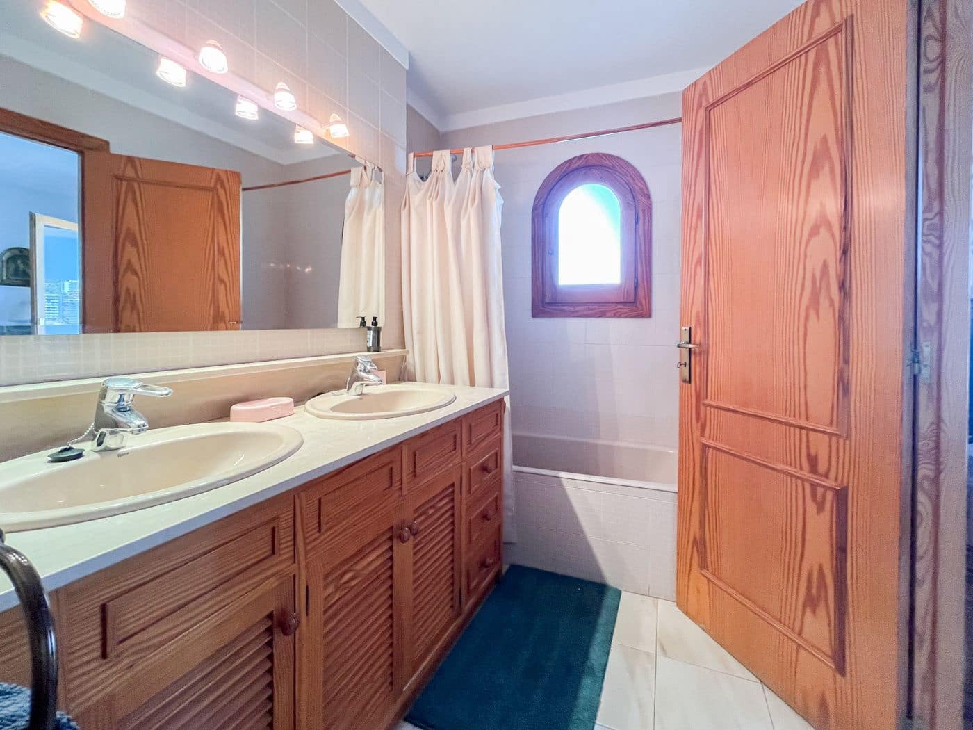 3 camera da letto Appartamento da affittare in Calvia con garage - 2.600 € (Rif: 10093938)