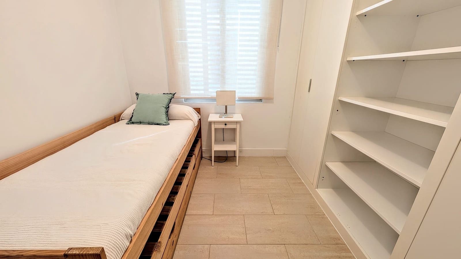 4 slaapkamer Huis te huur in Palma de Mallorca met garage - € 4.500 (Ref: 10093939)