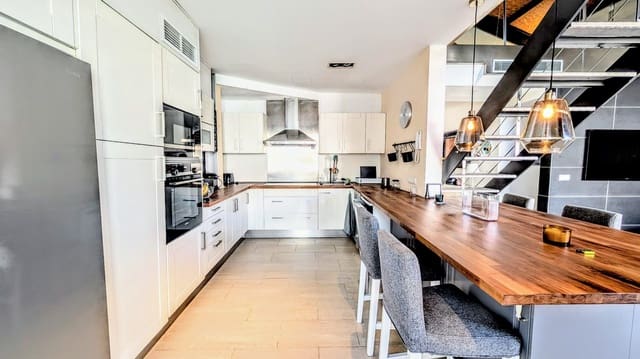 4 slaapkamer Huis te huur in Portixol, Palma de Mallorca met garage - € 4.500 (Ref: 10093939)