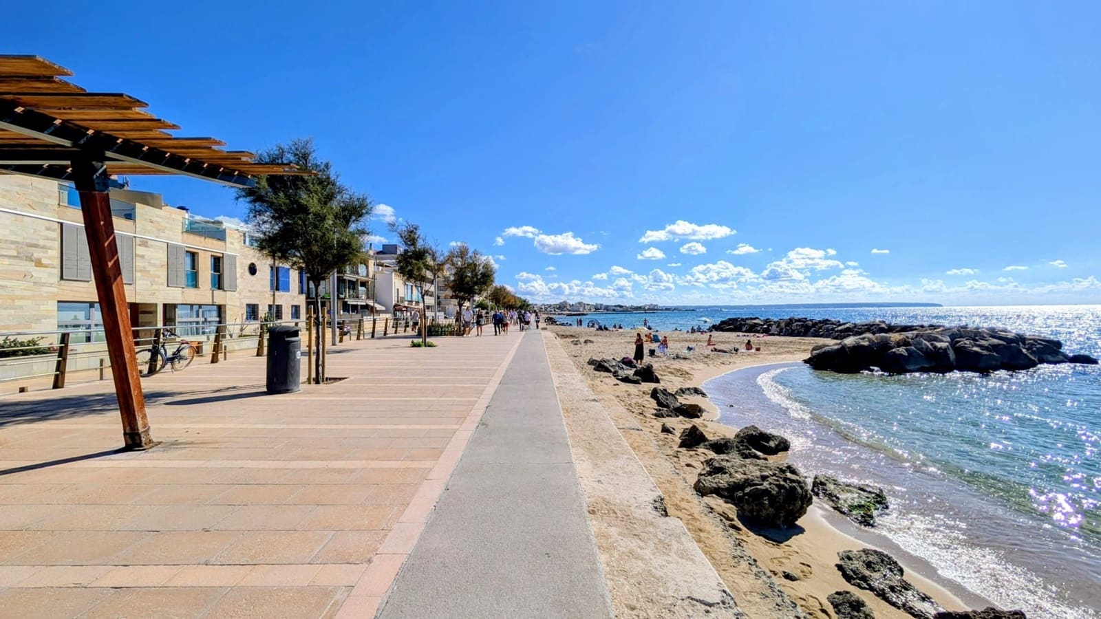 4 slaapkamer Huis te huur in Palma de Mallorca met garage - € 4.500 (Ref: 10093939)