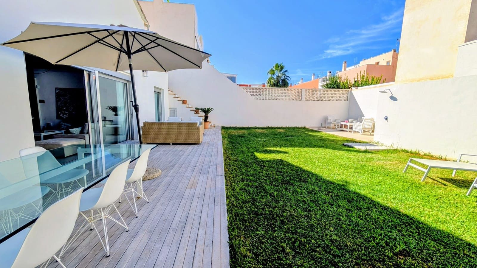 4 slaapkamer Huis te huur in Palma de Mallorca met garage - € 4.500 (Ref: 10093939)