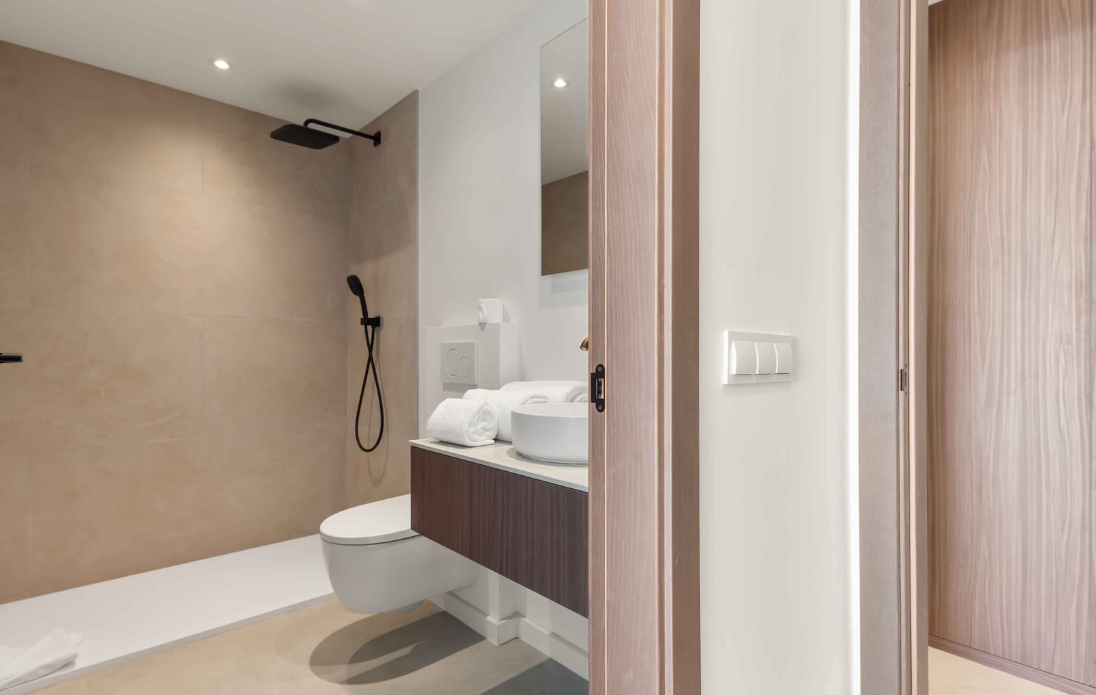 Chalet de 6 habitaciones en Benahavís en venta con piscina garaje - 3.885.000 € (Ref: 10094074)