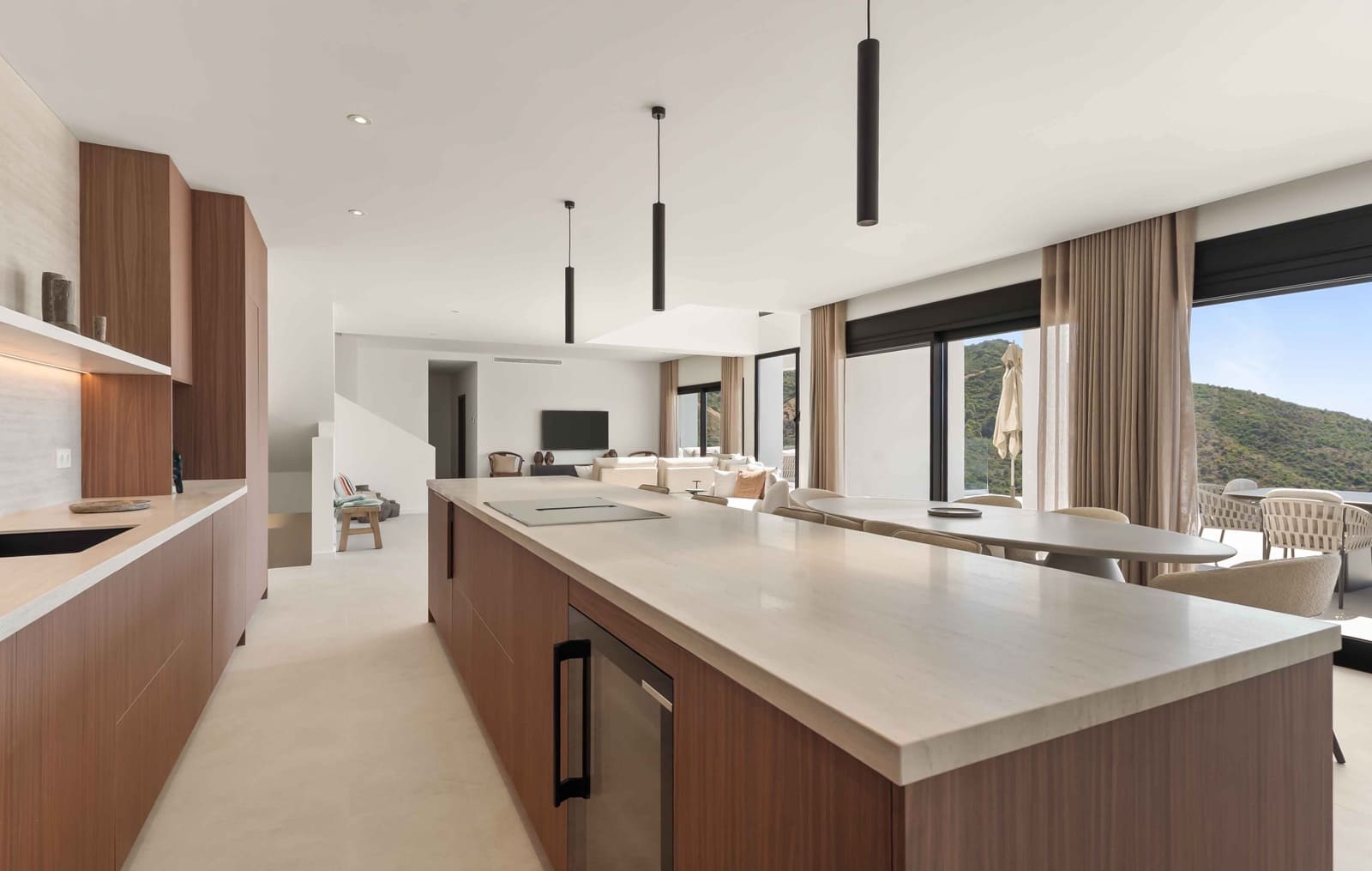 Chalet de 6 habitaciones en Benahavís en venta con piscina garaje - 3.885.000 € (Ref: 10094074)