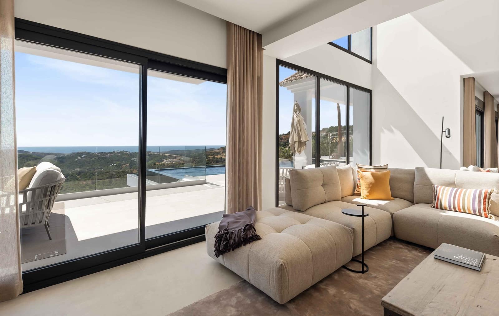 Chalet de 6 habitaciones en Benahavís en venta con piscina garaje - 3.885.000 € (Ref: 10094074)