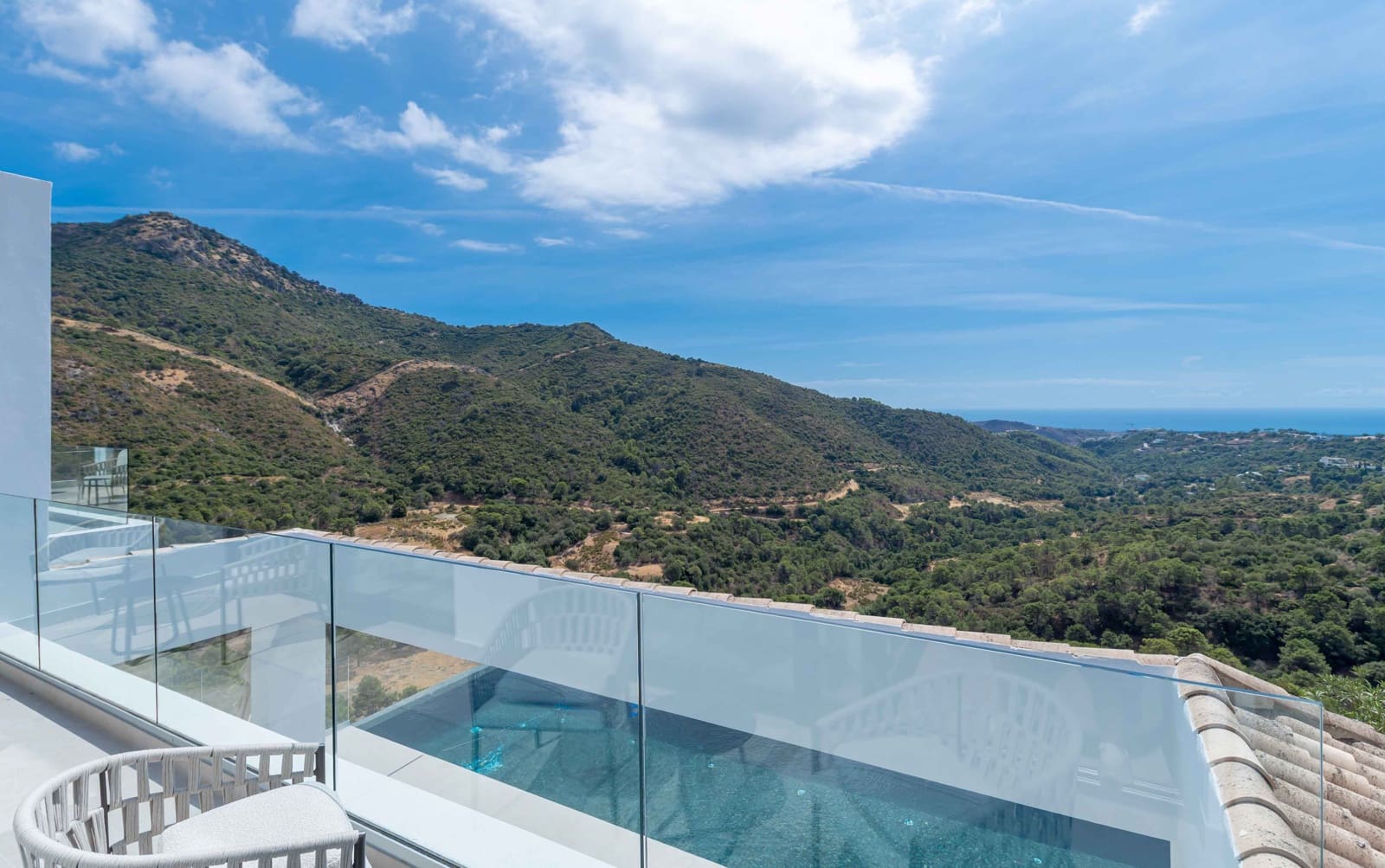 Chalet de 6 habitaciones en Benahavís en venta con piscina garaje - 3.885.000 € (Ref: 10094074)