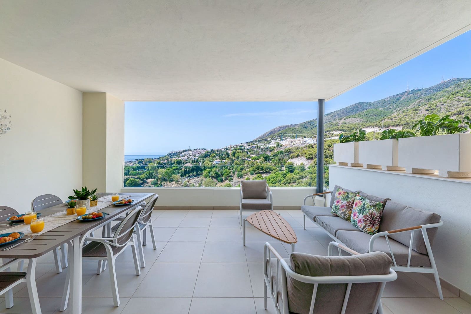 2 bedroom Apartment for sale in Benalmadena with pool garage - € 545,000 (Ref: 10099425)