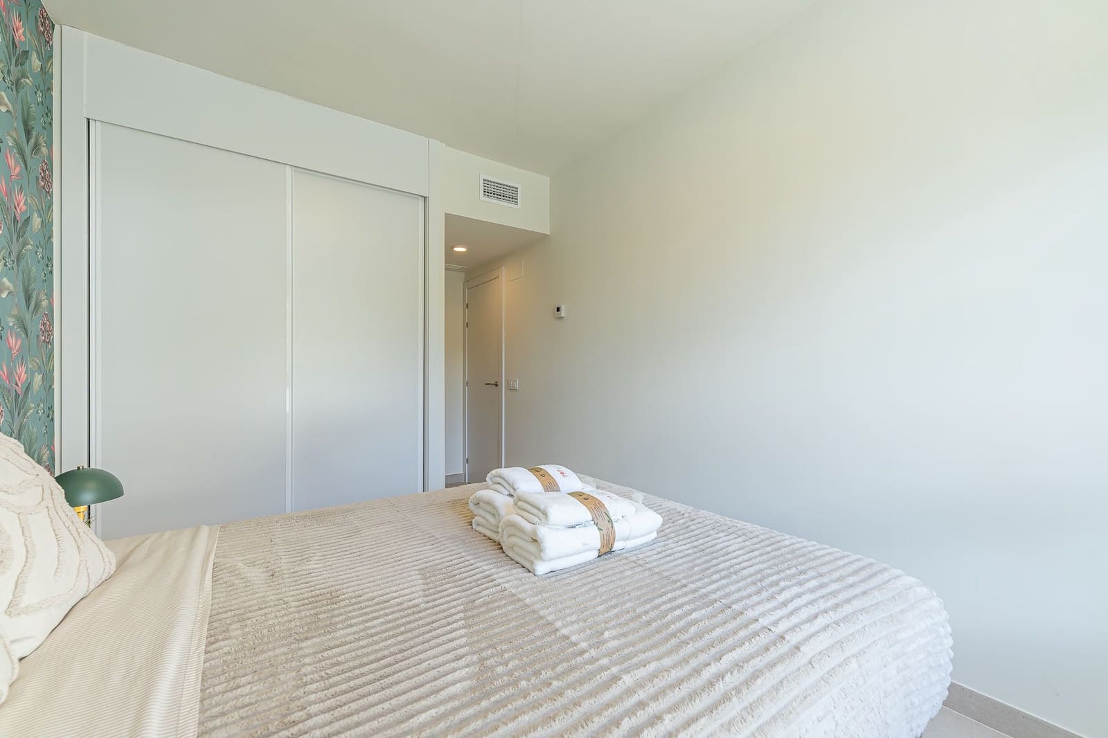 2 bedroom Apartment for sale in Benalmadena with pool garage - € 545,000 (Ref: 10099425)