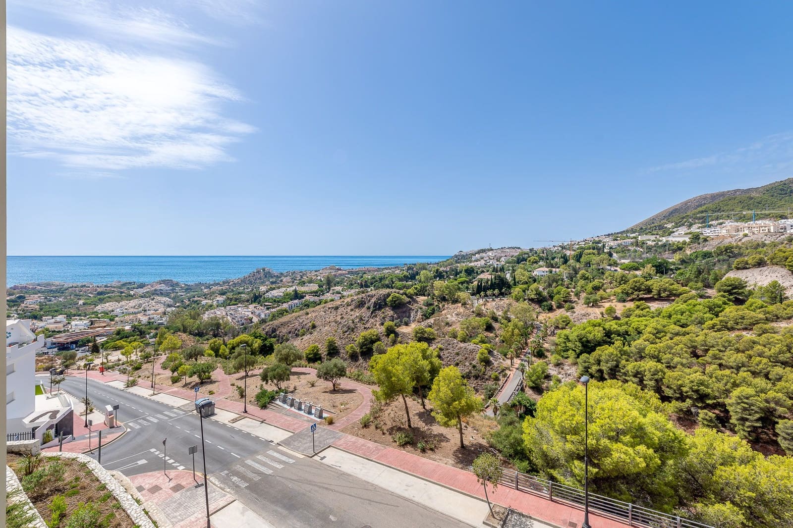2 bedroom Apartment for sale in Benalmadena with pool garage - € 545,000 (Ref: 10099425)