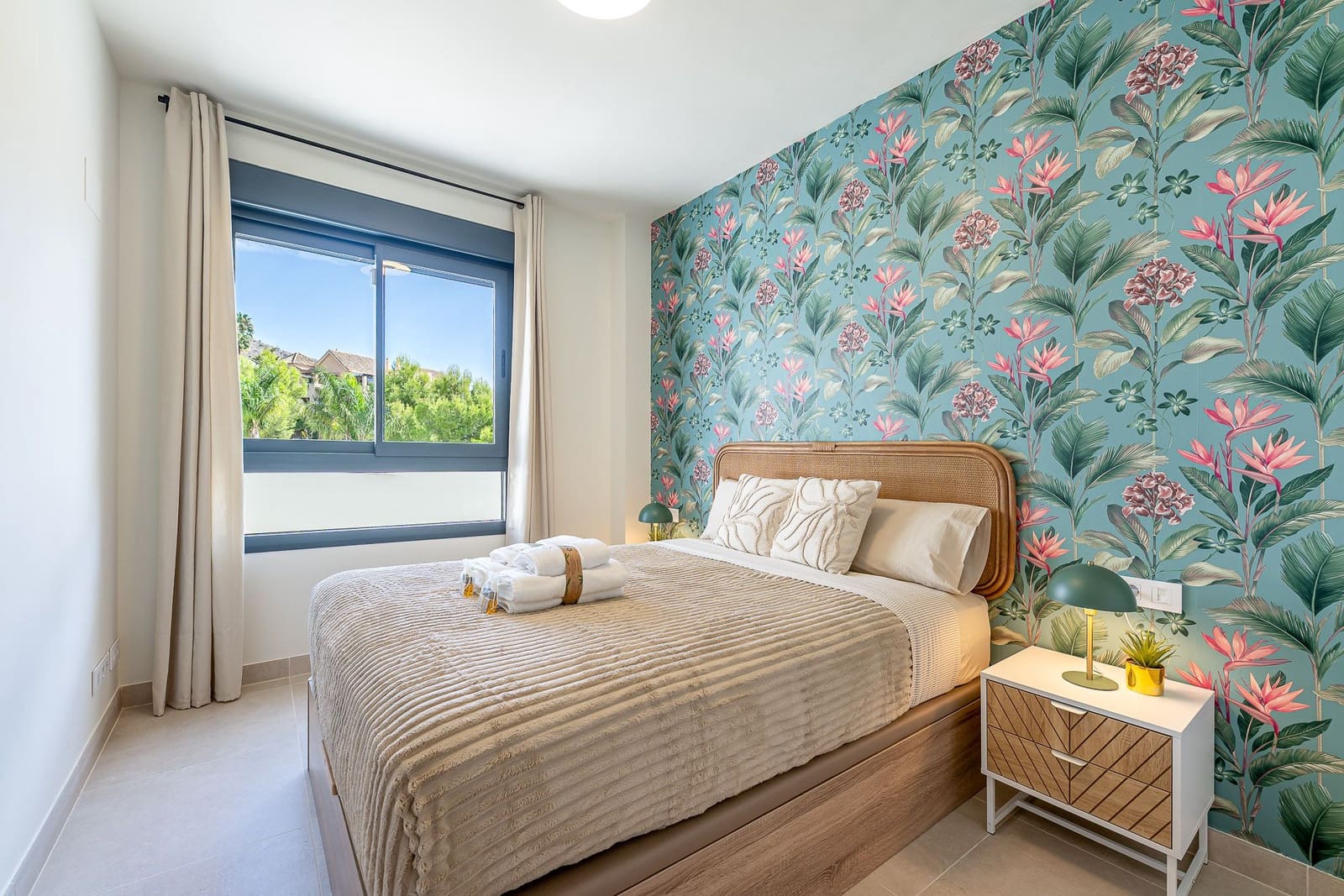 2 bedroom Apartment for sale in Benalmadena with pool garage - € 545,000 (Ref: 10099425)