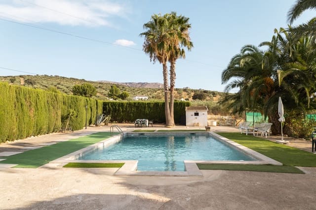 Finca/Casa Rural de 3 habitaciones en Antequera en venta con piscina garaje - 395.000 € (Ref: 10100096)