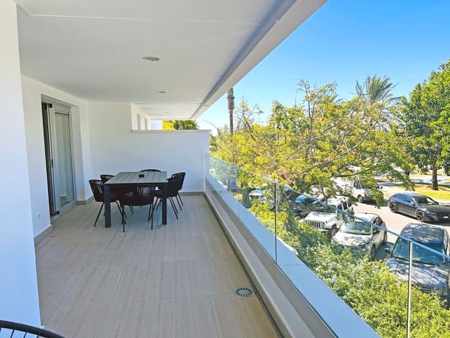 3 chambre Appartement à vendre à Nueva Alcántara, Marbella avec piscine garage - 690 000 € (Ref: 10101121)