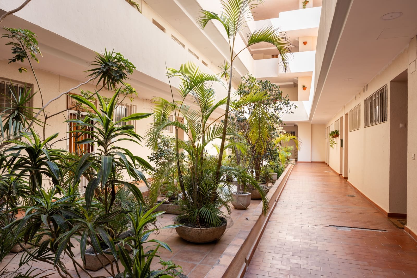1 bedroom Apartment for sale in Fuengirola - € 279,000 (Ref: 10101124)