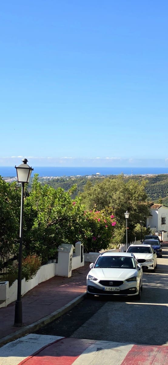 1 bedroom Apartment for sale in Istan with pool - € 219,000 (Ref: 10101125)