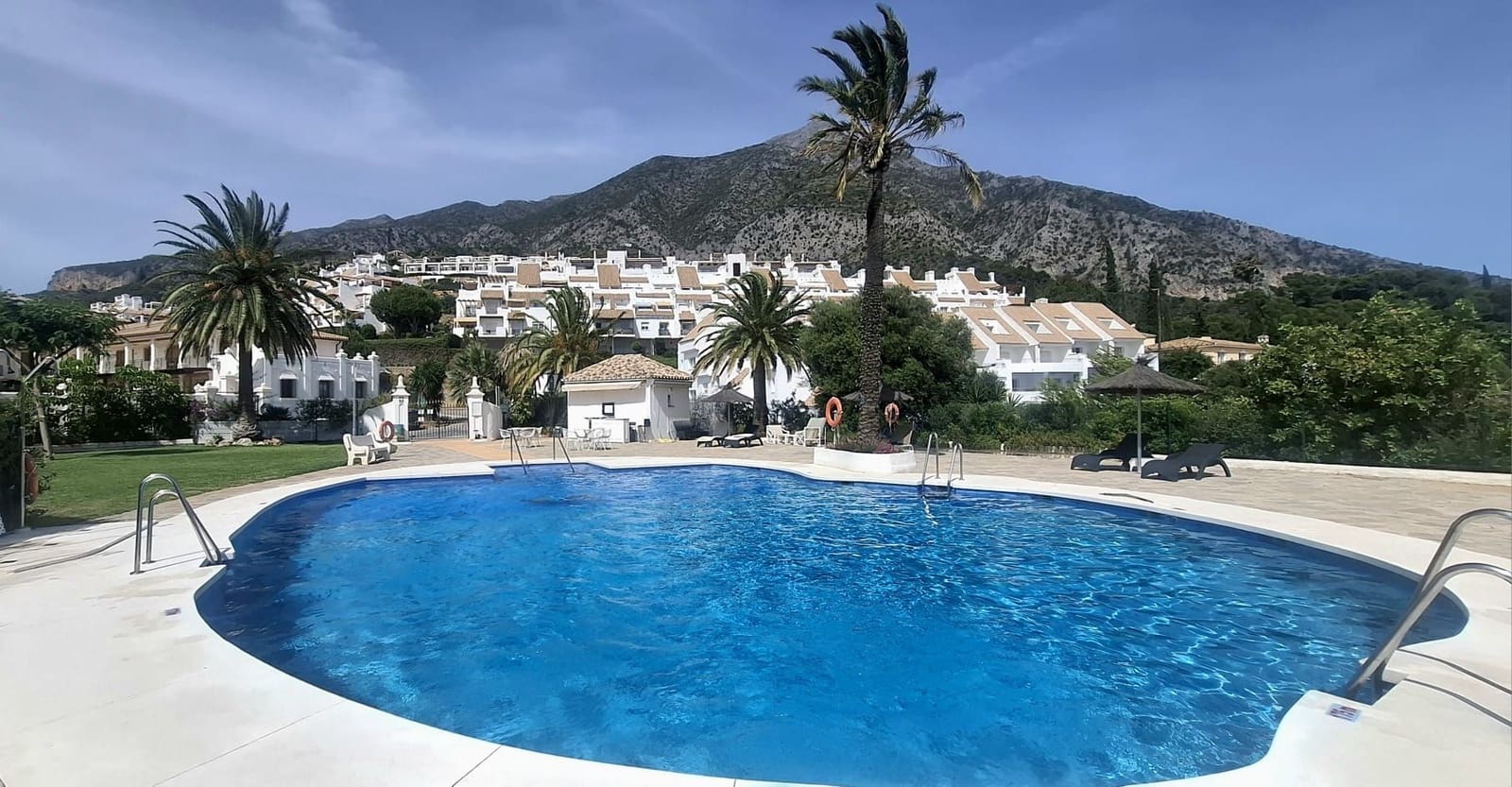 1 bedroom Apartment for sale in Istan with pool - € 219,000 (Ref: 10101125)