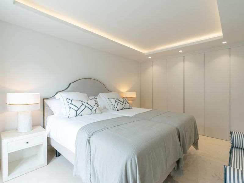 5 quarto Casa em Banda para venda em Marbella com piscina - 2 550 000 € (Ref: 10103535)