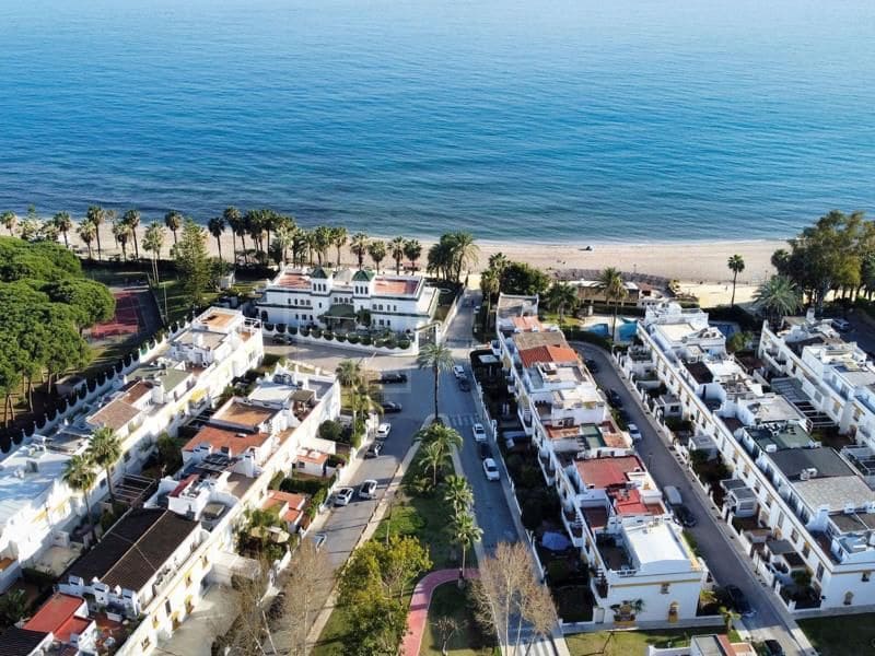 5 quarto Casa em Banda para venda em Marbella com piscina - 2 550 000 € (Ref: 10103535)