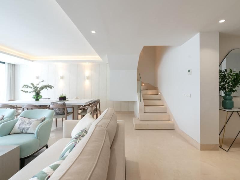 5 quarto Casa em Banda para venda em Marbella com piscina - 2 550 000 € (Ref: 10103535)