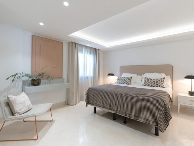 5 quarto Casa em Banda para venda em Marbella com piscina - 2 550 000 € (Ref: 10103535)