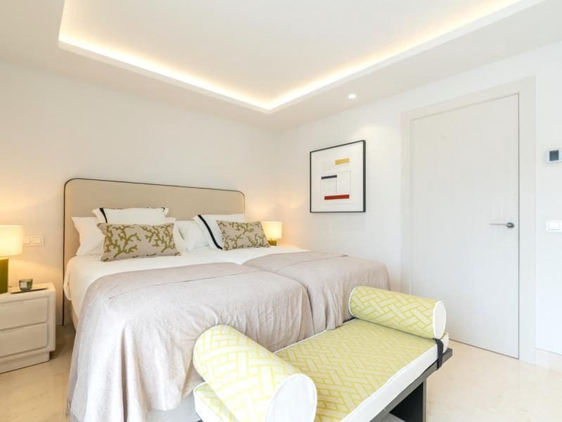 5 quarto Casa em Banda para venda em Marbella com piscina - 2 550 000 € (Ref: 10103535)