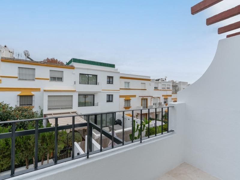 5 quarto Casa em Banda para venda em Marbella com piscina - 2 550 000 € (Ref: 10103535)
