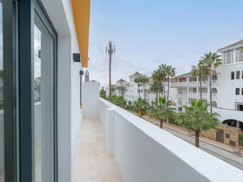 5 quarto Casa em Banda para venda em Marbella com piscina - 2 550 000 € (Ref: 10103535)
