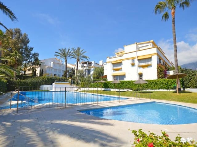 5 quarto Casa em Banda para venda em La Carolina - Guadalpín, Marbella com piscina - 2 550 000 € (Ref: 10103535)