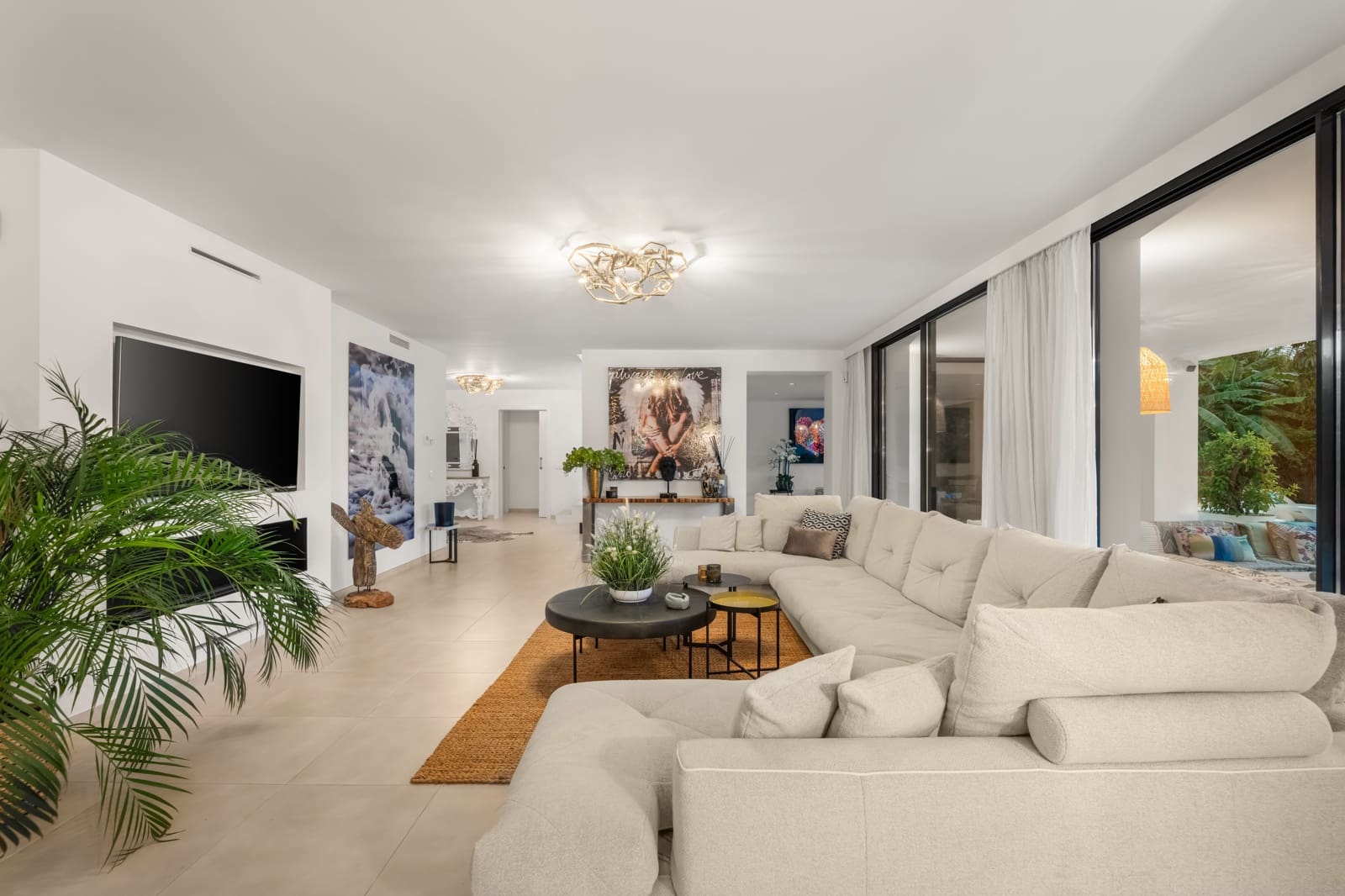 6 makuuhuone Omakotitalo myytävänä paikassa Marbella mukana uima-altaan 
autotalli - 5 790 000 € (Ref: 10103536)