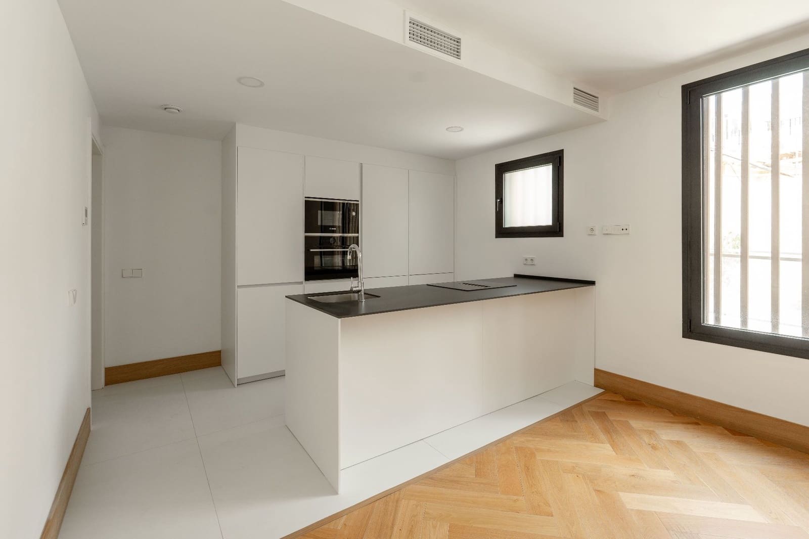 2 makuuhuone Huoneisto myytävänä paikassa Malaga kaupunki mukana uima-altaan - 1 231 320 € (Ref: 10104293)