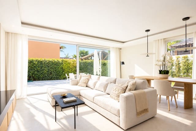 Maison de Ville à vendre à Villacana - Costalita - Saladillo, Estepona avec piscine - 1 300 000 € (Ref: 10106459)